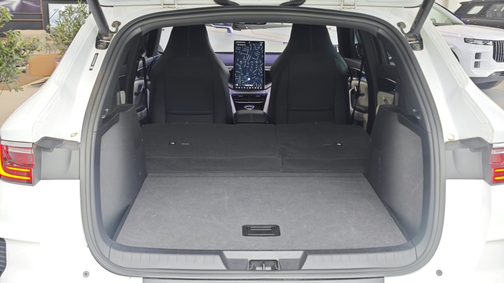 byd song plus 1.5 dm-i hibrido automatico 4p 2025