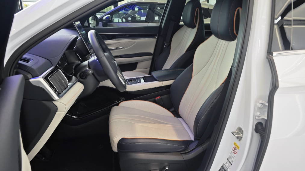 byd song plus 1.5 dm-i hibrido automatico 4p 2025