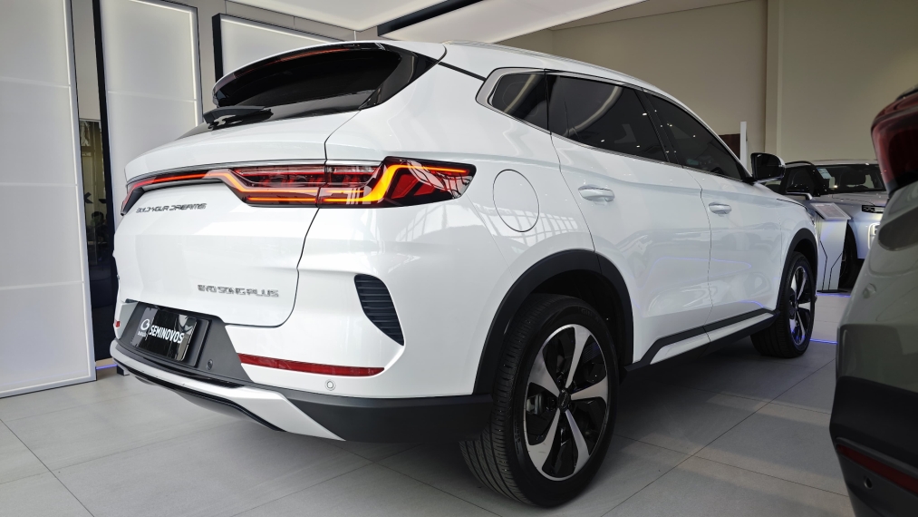 byd song plus 1.5 dm-i hibrido automatico 4p 2025