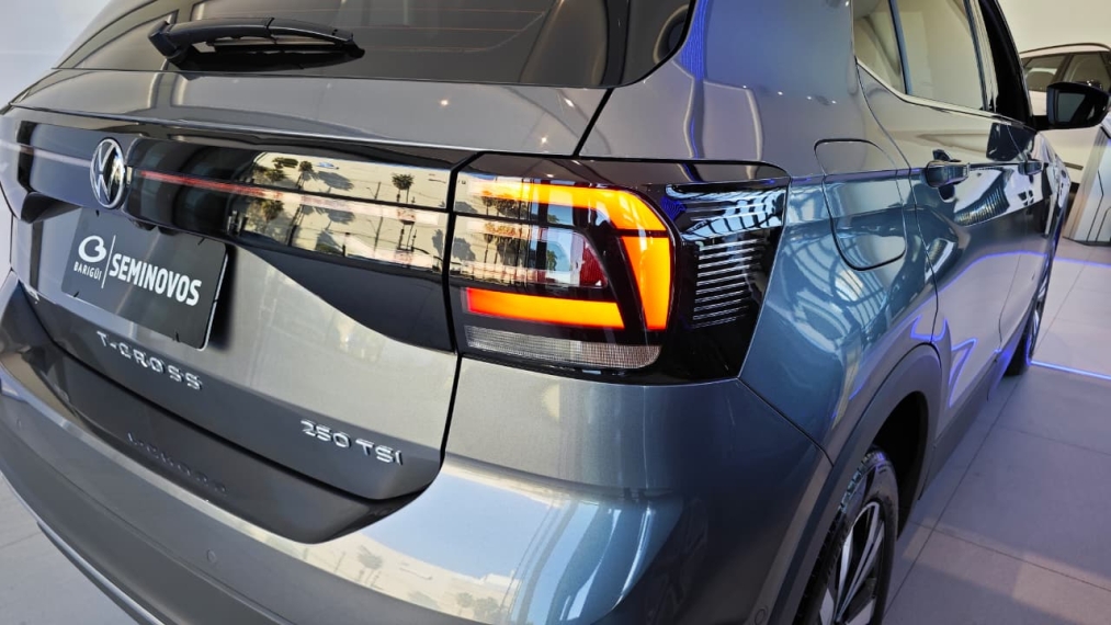 volkswagen t-cross 1.4 250 tsi total flex highline automatico 4p 2024