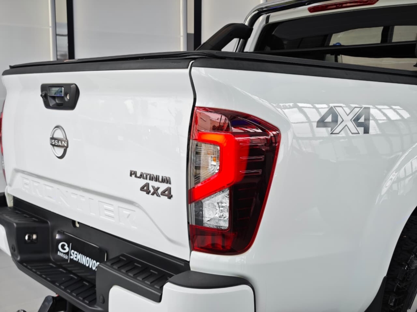 nissan frontier cd platinum 4x4 2.3 16v tdi at7 2024