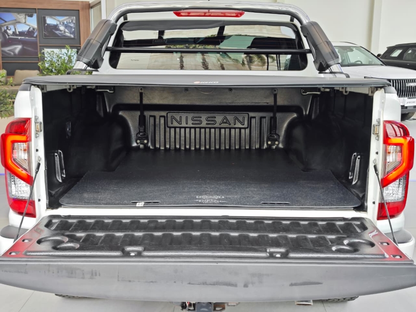 nissan frontier cd platinum 4x4 2.3 16v tdi at7 2024
