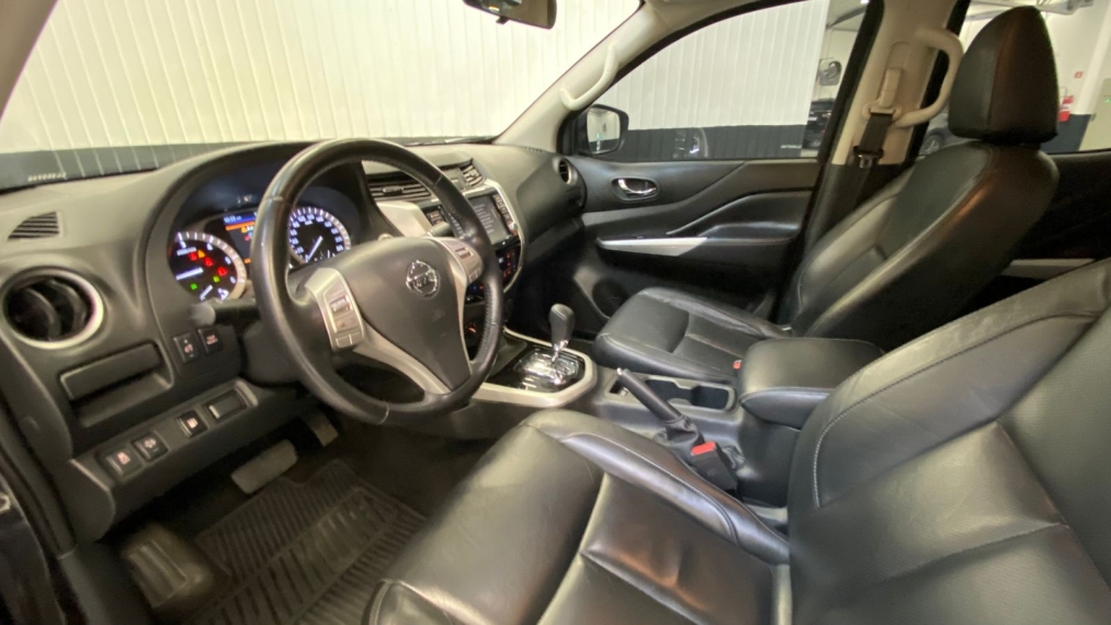 nissan frontier 2.3 16v turbo diesel xe cd 4x4 automatico 4p 2020