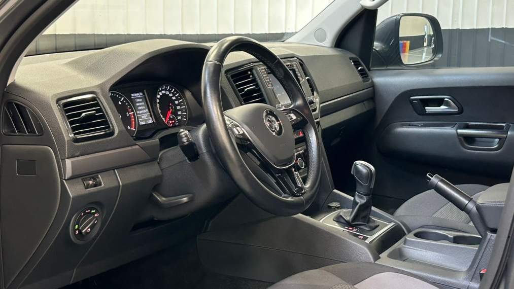 volkswagen amarok 3.0 v6 tdi diesel comfortline cd 4motion automatico 4p 2023