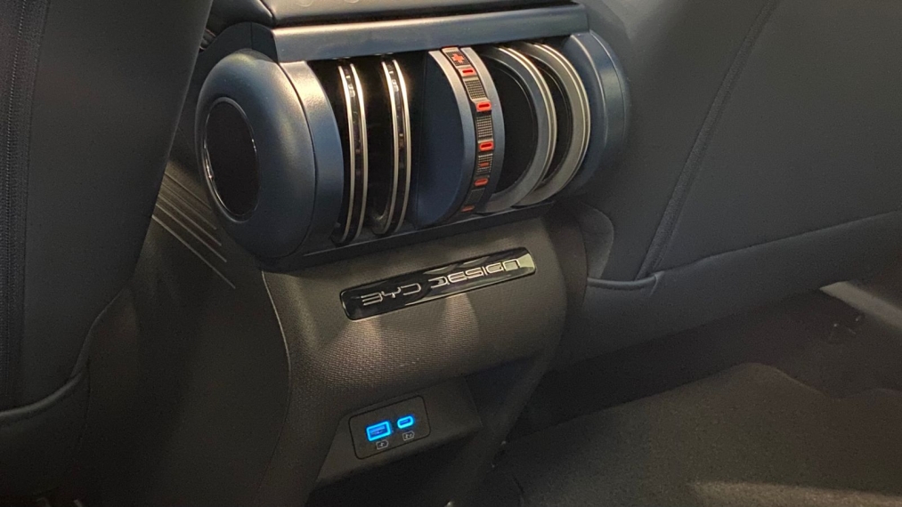 byd yuan pro 45,1 kw eletrico 2.0 4p automatico 202423