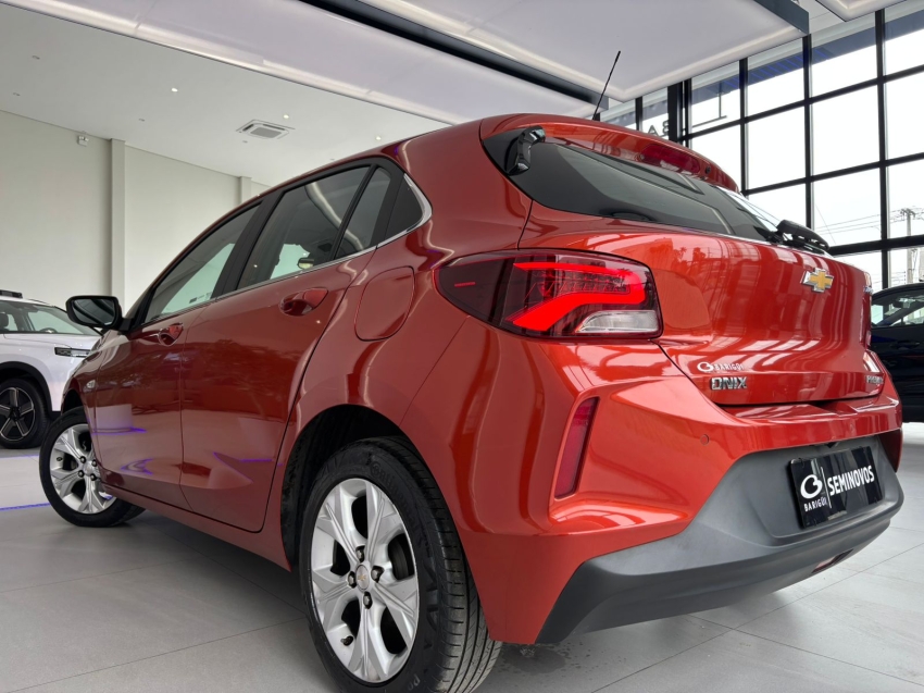 chevrolet onix 1.0 turbo flex premier automatico 4p 20203