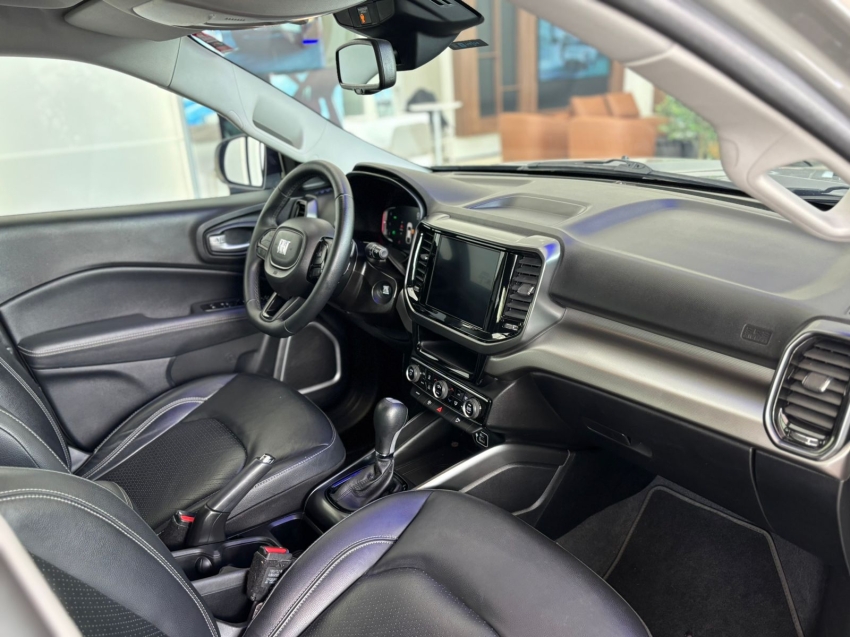 fiat toro 1.3 turbo 270 flex volcano at6 4p automatico 20239