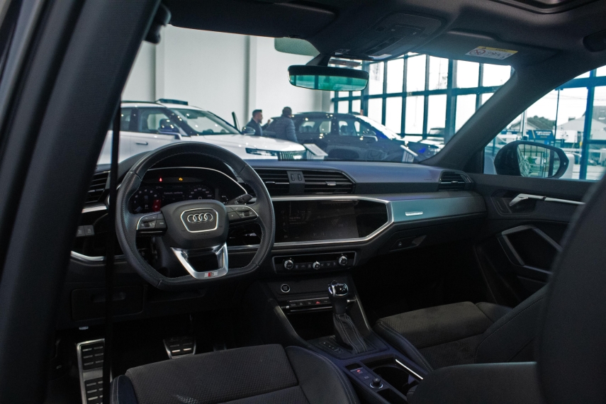 audi q3 2.0 40 tfsi gasolina performance black quattro tiptronic 5p automatico 202214