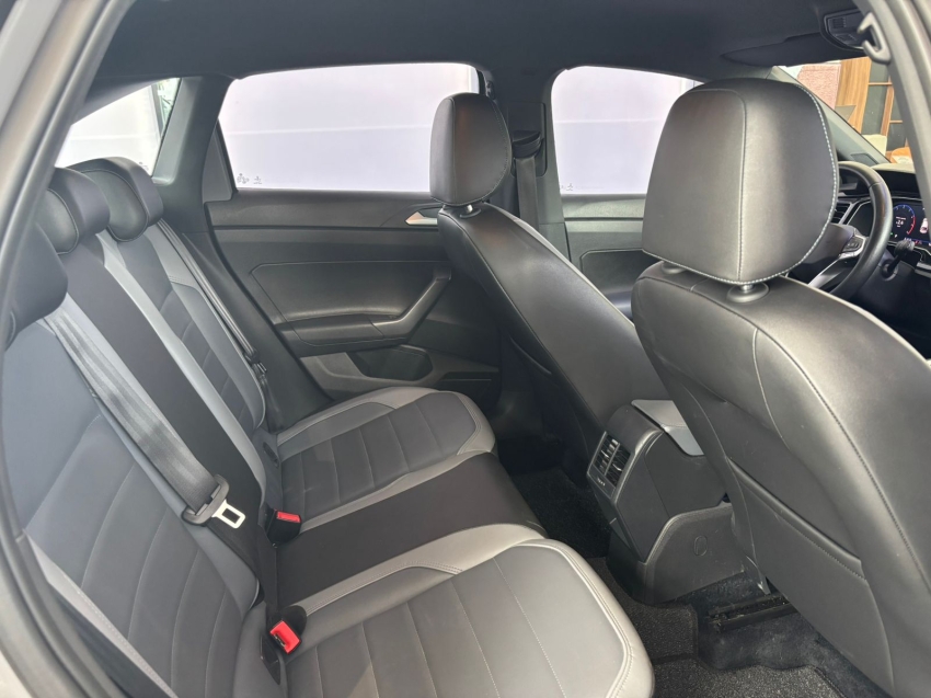 volkswagen nivus 1.0 200 tsi total flex highline automatico 4p 202113