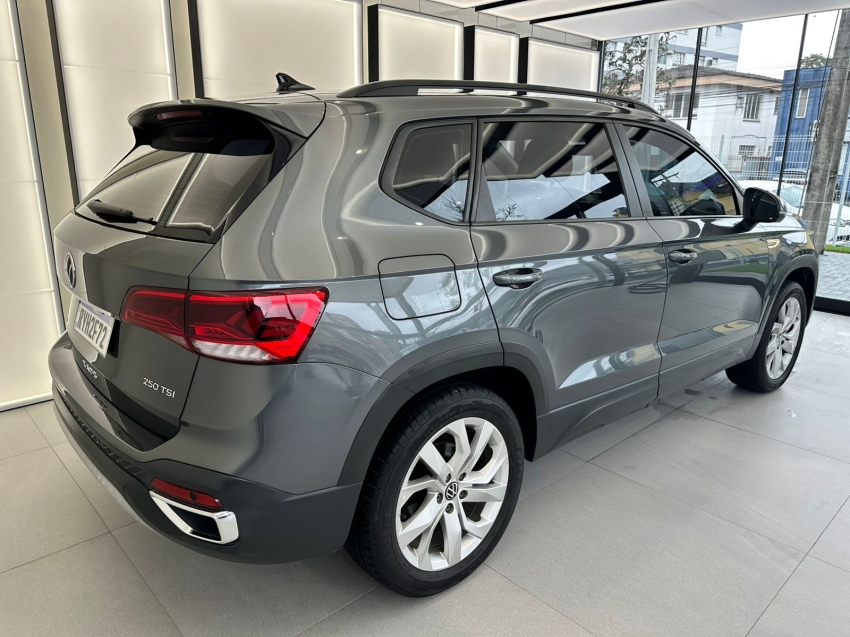 volkswagen taos 1.4 250 tsi total flex comfortline automatico 4p 20235