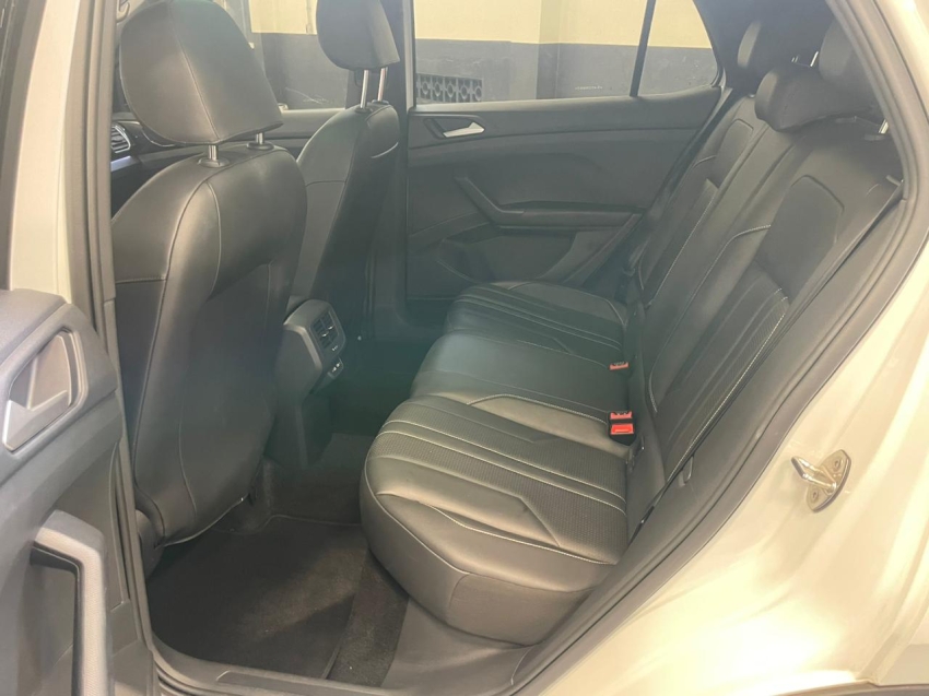volkswagen t-cross 1.4 250 tsi total flex highline automatico 4p 202515
