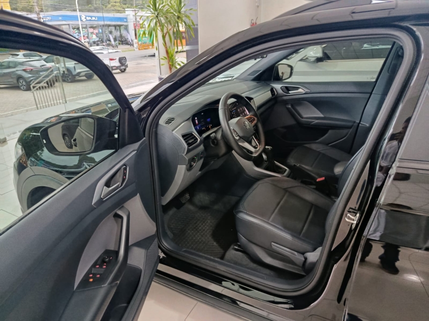 volkswagen t-cross 1.0 200 tsi total flex the town automatico 4p 202410