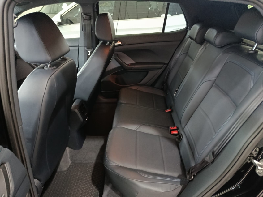 volkswagen t-cross 1.0 200 tsi total flex the town automatico 4p 20247