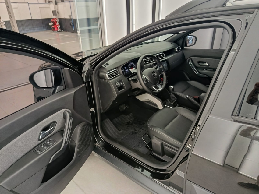 renault duster 1.3 tce flex iconic x-tronic 4p automatico 20234