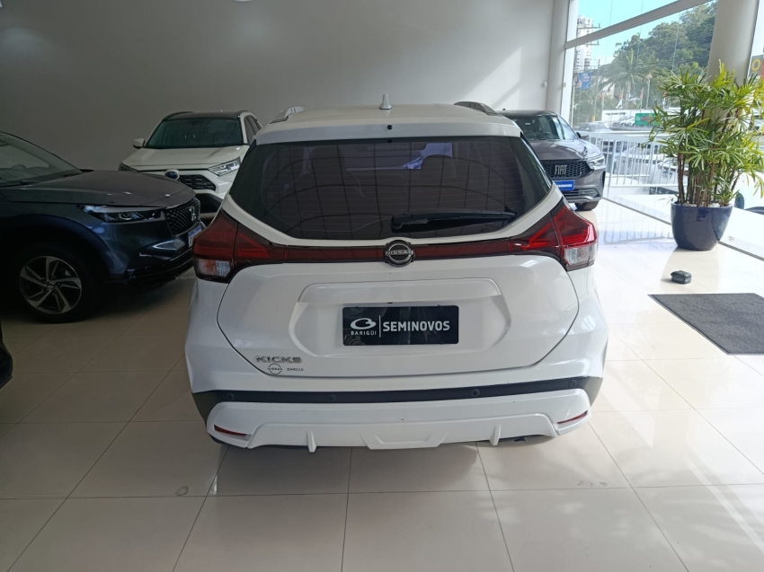 nissan kicks advance cvt 20234