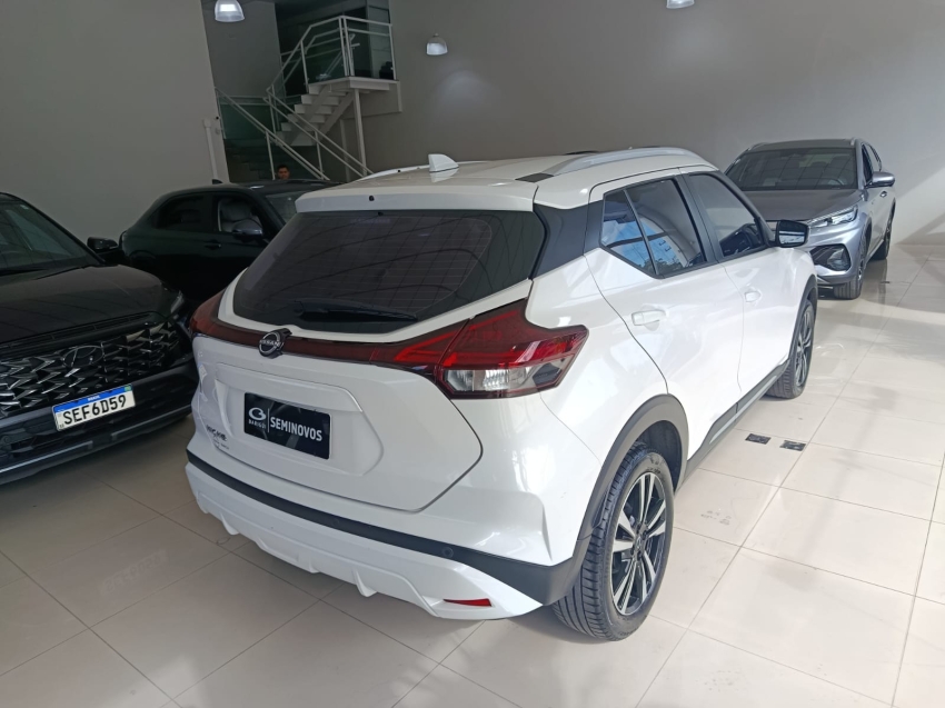 nissan kicks advance cvt 20233