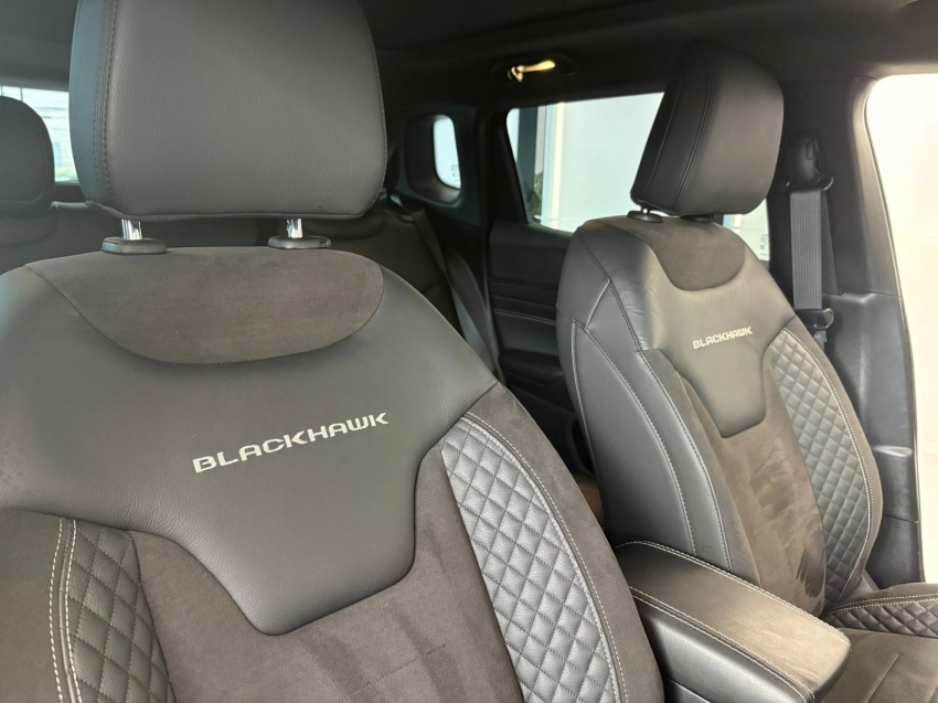 jeep compass 2.0 hurricane 4 turbo gasolina blackhawk at9 5p automatico 202612