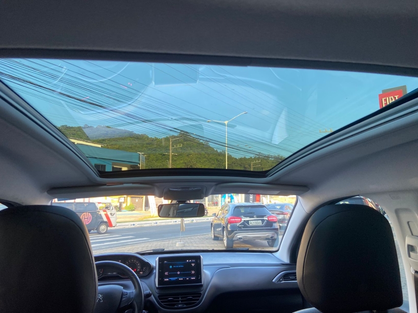 peugeot 2008 1.6 16v thp flex griffe 4p automatico 202211