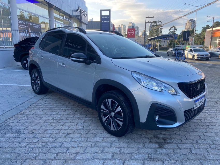 peugeot 2008 1.6 16v thp flex griffe 4p automatico 2022