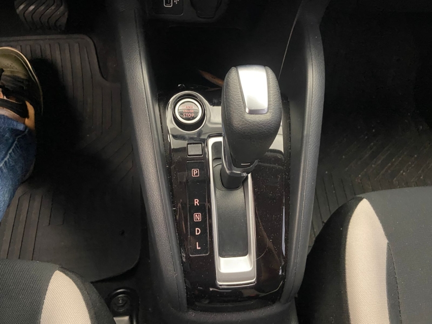 nissan versa 1.6 16v flex advance xtronic 4p automatico 20215