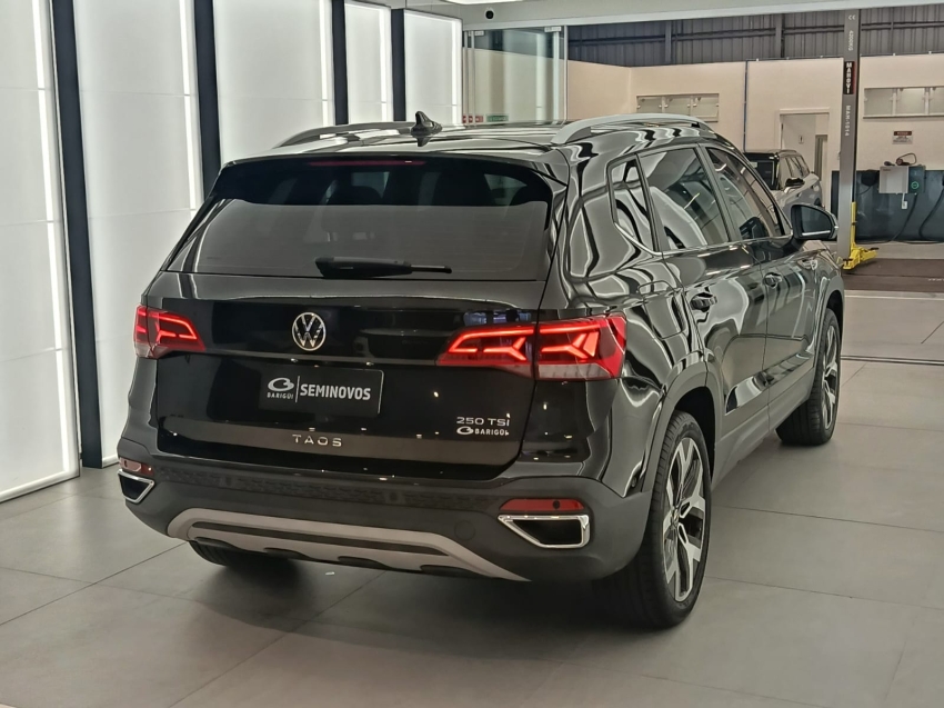 volkswagen taos 1.4 250 tsi total flex comfortline automatico 4p 202417