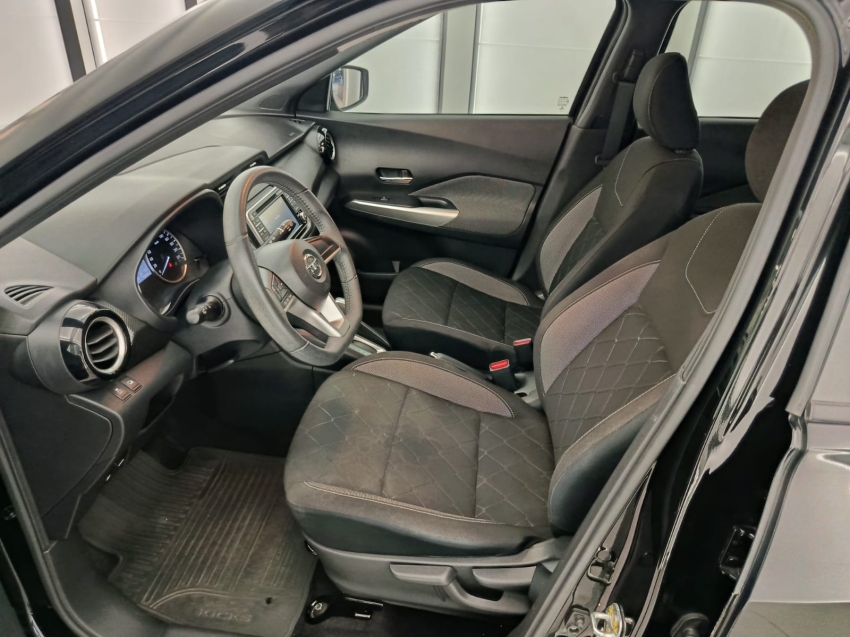 nissan kicks 1.6 16v flexstart sv 4p xtronic flex automatico 201811
