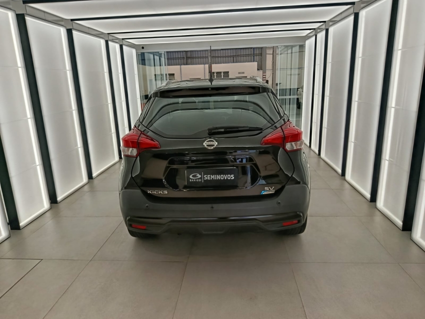 nissan kicks 1.6 16v flexstart sv 4p xtronic flex automatico 20183