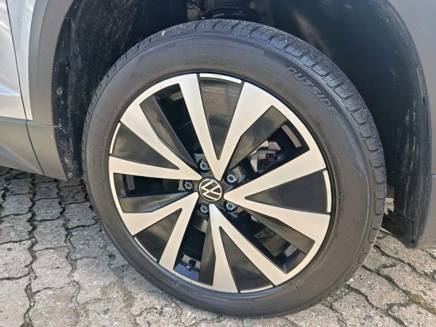 volkswagen taos 1.4 250 tsi total flex highline automatico 4p 20237