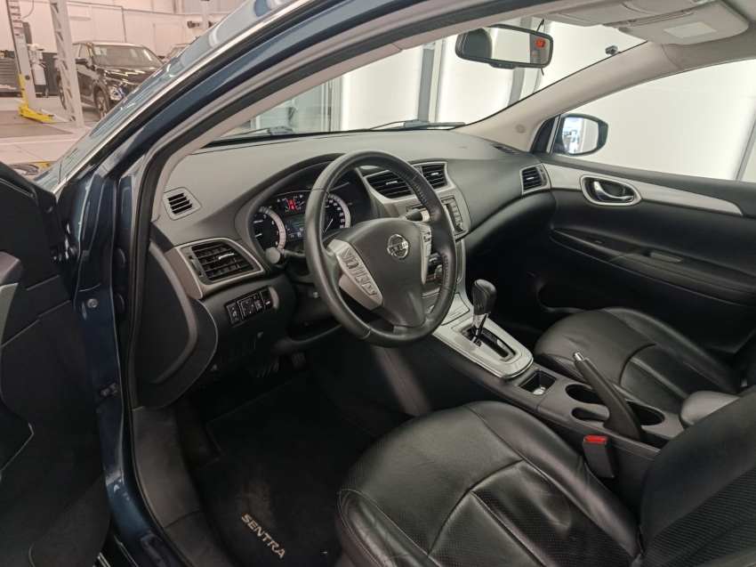 nissan sentra 2.0 sv 16v flex 4p automatico 201512