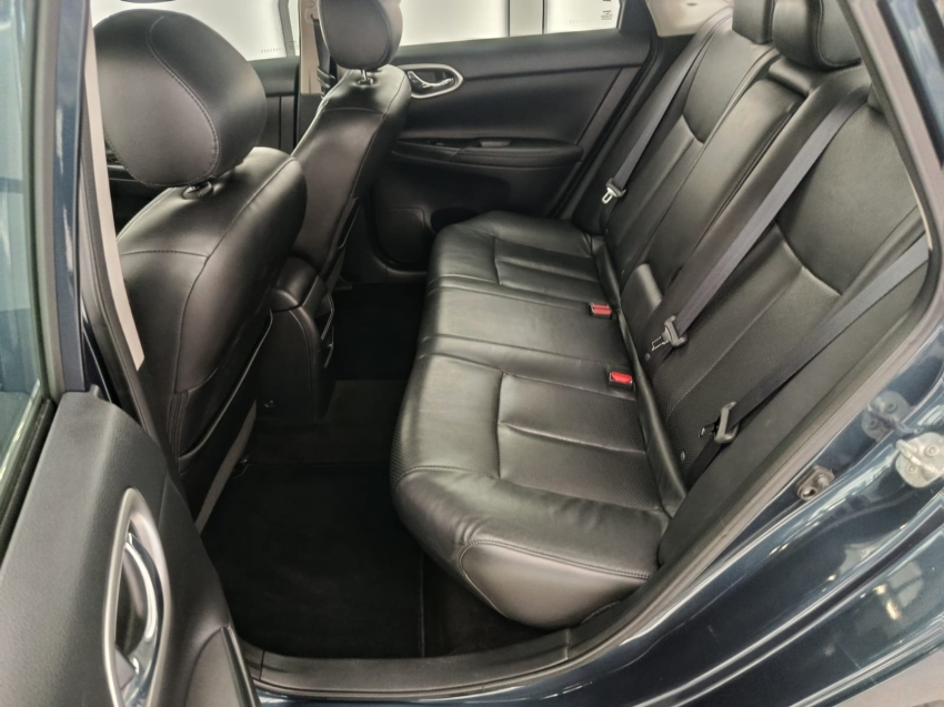 nissan sentra 2.0 sv 16v flex 4p automatico 201510