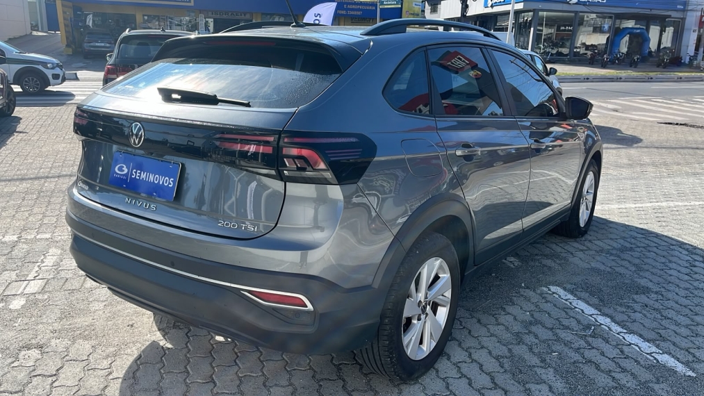 volkswagen nivus 1.0 200 tsi total flex comfortline automatico 4p 20235