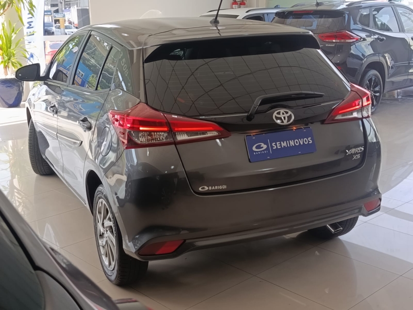 toyota yaris 1.5 16v flex sedan xs connect multidrive 4p automatico 20235