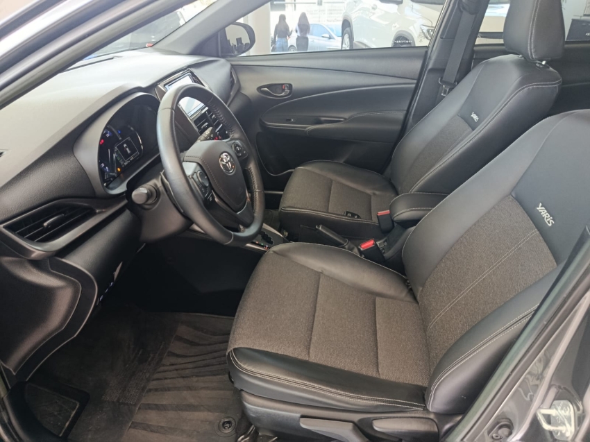 toyota yaris 1.5 16v flex sedan xs connect multidrive 4p automatico 20236