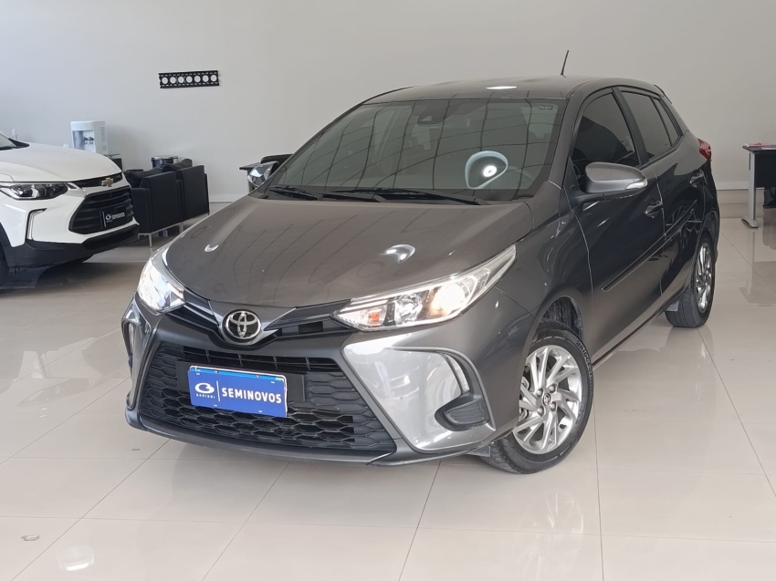 toyota yaris 1.5 16v flex sedan xs connect multidrive 4p automatico 20231