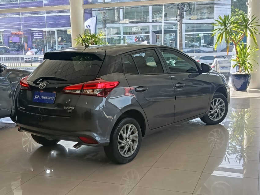 toyota yaris 1.5 16v flex sedan xs connect multidrive 4p automatico 20234