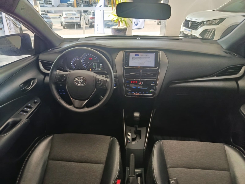 toyota yaris 1.5 16v flex sedan xs connect multidrive 4p automatico 20232