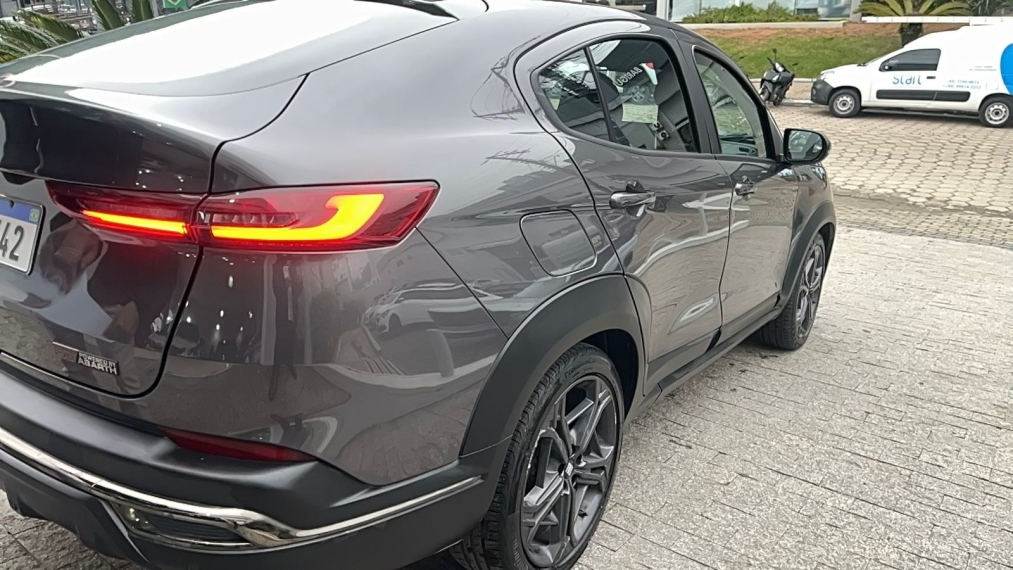 fiat fastback 1.3 turbo 270 flex limited edition at6 4p automatico 20232