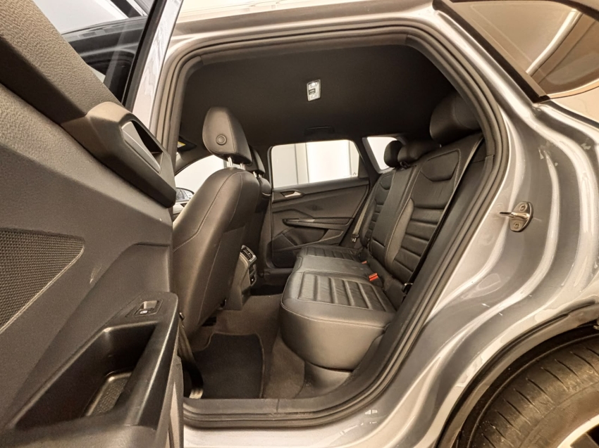 Volkswagen Taos 1.4 250 Tsi Total Flex Comfortline Automatico 4P 2022 12