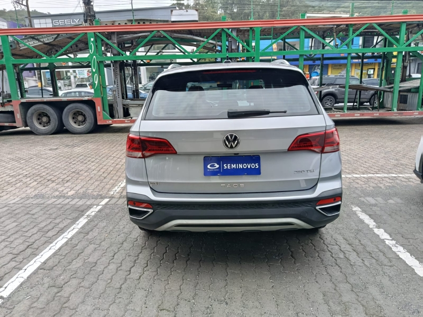 volkswagen taos 1.4 250 tsi total flex comfortline automatico 4p 202211