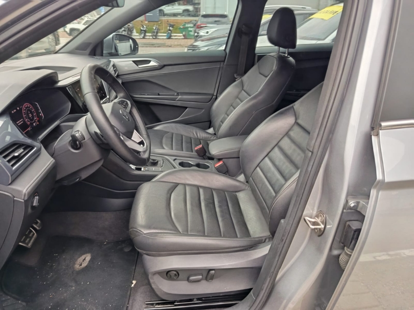 volkswagen taos 1.4 250 tsi total flex comfortline automatico 4p 20226