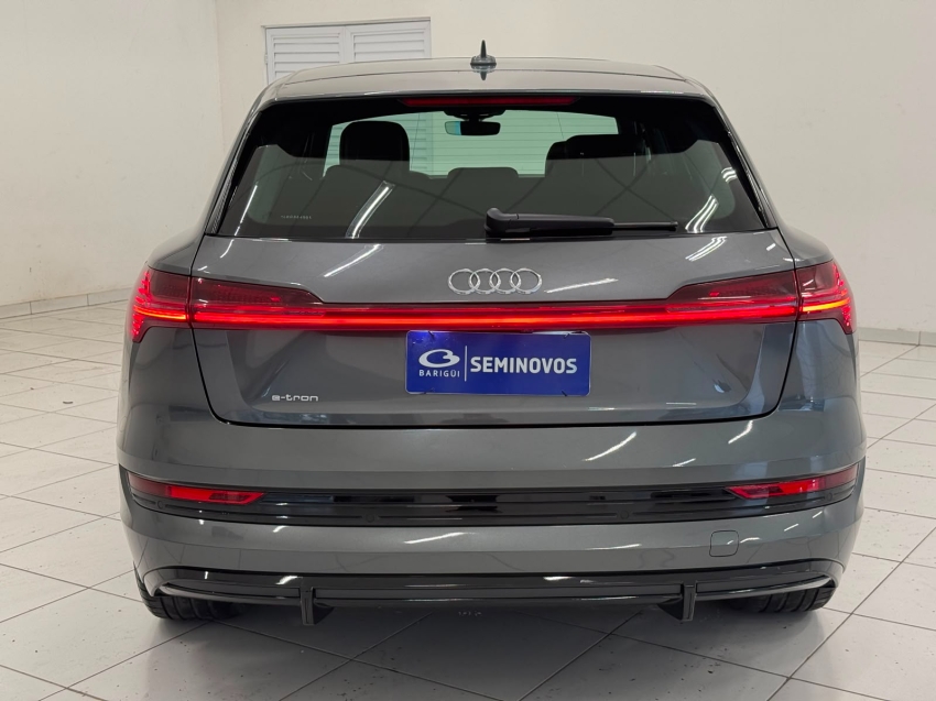 audi e-tron eletrico automatico 202012