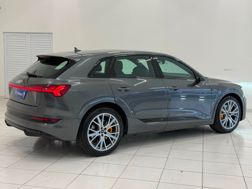 audi e-tron eletrico automatico 202010