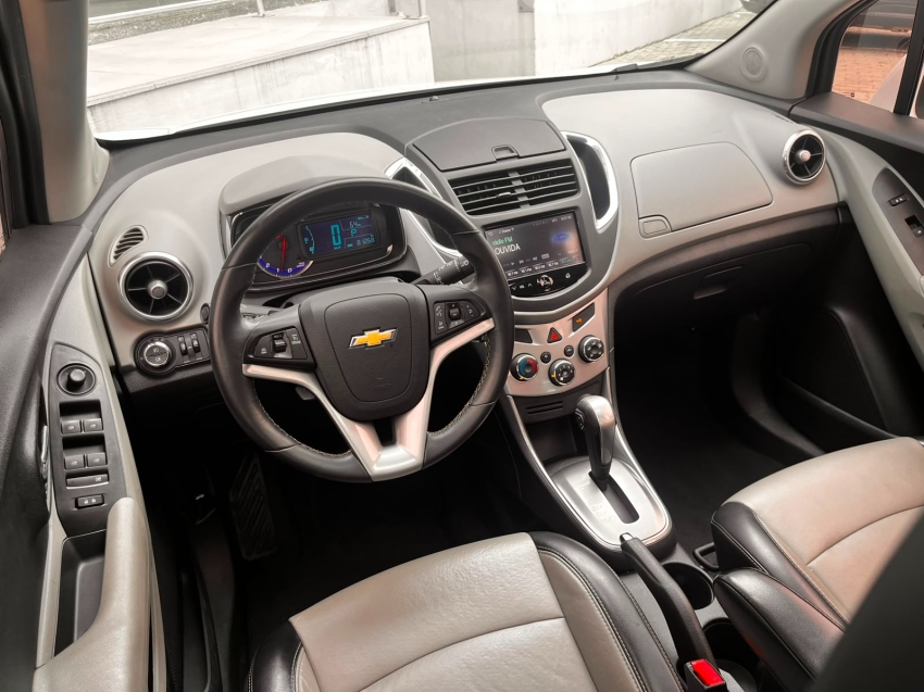 chevrolet tracker 1.8 mpfi ltz 4x2 16v flex 4p automatico 20147
