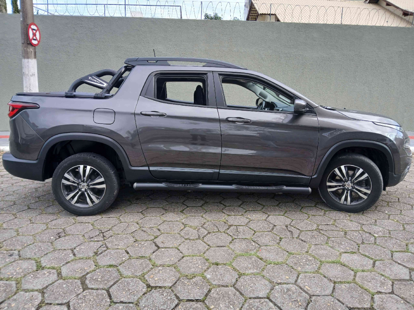 fiat toro 1.3 turbo 270 flex freedom at6 4p automatico 20223