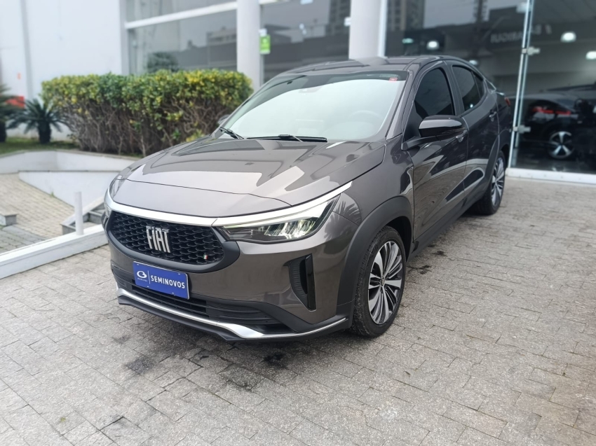 fiat fastback 1.0 hibrido automatico 2025