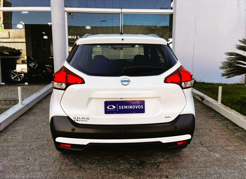 nissan kicks 1.6 16v flexstart sl 4p xtronic flex automatico 20204