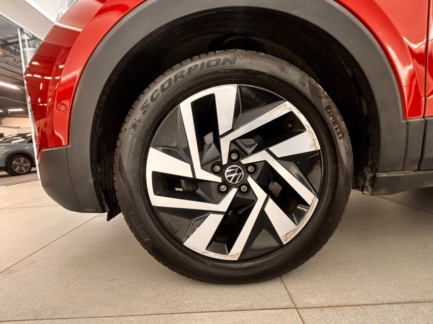 Volkswagen T-Cross 1.4 Flex Automatico 2025 13