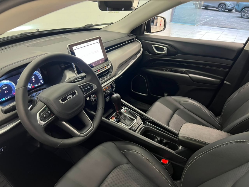 jeep compass 1.3 t270 turbo flex longitude at6 4p automatico 202612