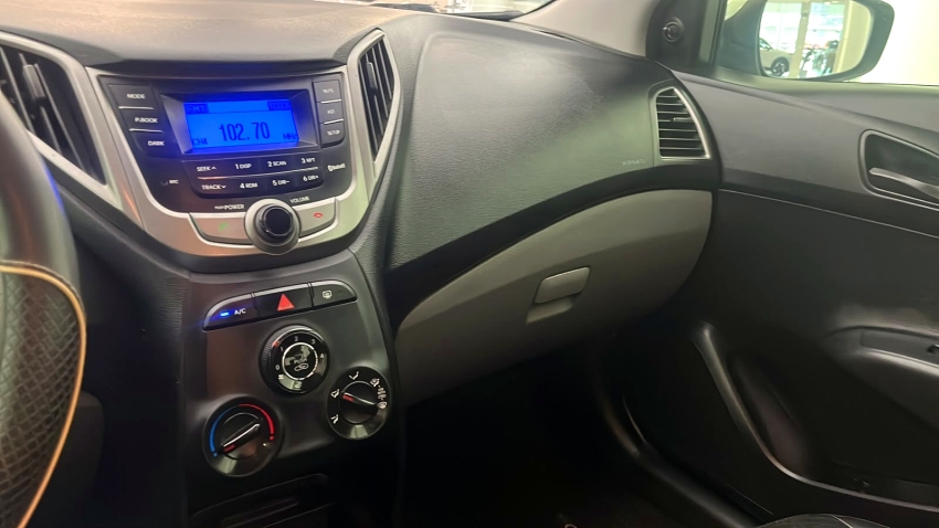 chevrolet onix 1.0 flex 20175