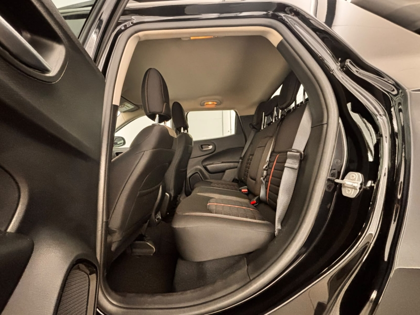 fiat toro 1.8 flex 201910